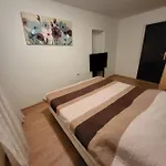 Hakuna Matata Hostel *